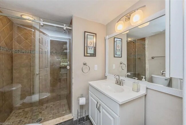 Foto del edificio - 499 Forest Lakes Blvd