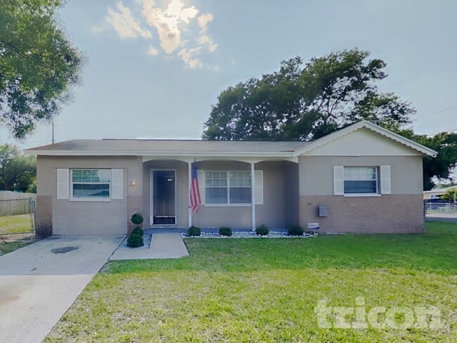 Building Photo - 3528 Libby Loop