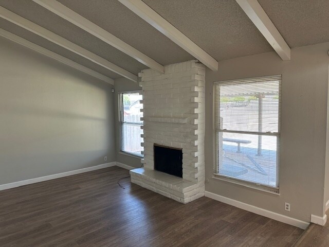 Foto del edificio - N. Stockton 4 Bedroom 2 Bath Single Story ...