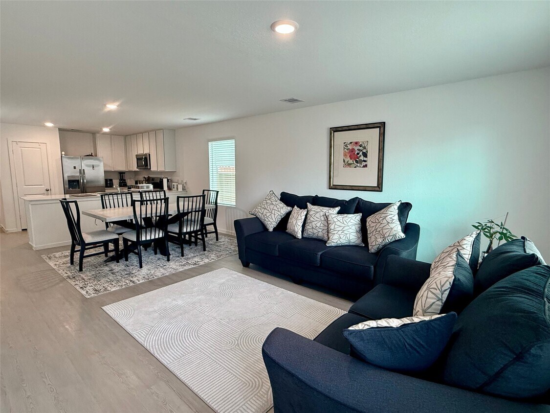 Foto principal - 21321 Carosella Dr