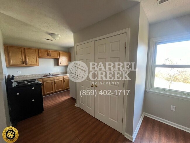 Foto del edificio - 108 Chase Ln
