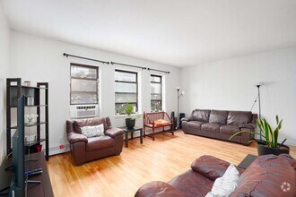 Building Photo - 54 Veronica Pl