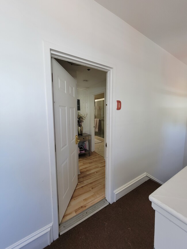 Building Photo - 2102 Lafayette Ave