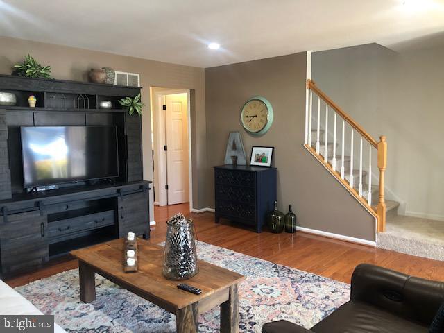 Building Photo - 655 Shropshire Dr