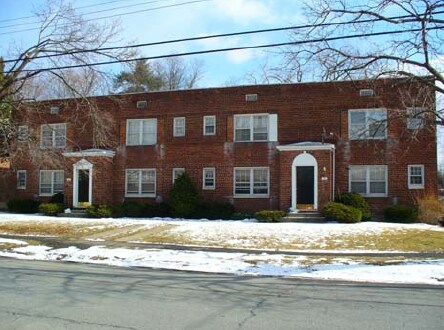 Primary Photo - 108-110 Jackson Ave