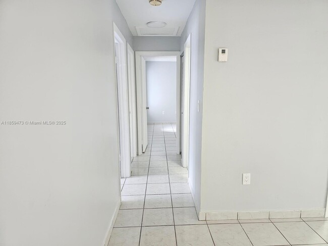 Foto del edificio - 13700 SW 18th Terrace