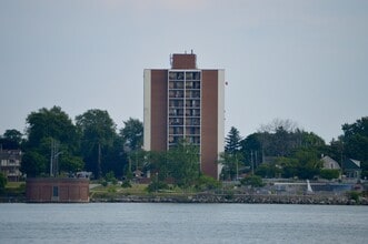 Building Photo - Royal Tower Apartments