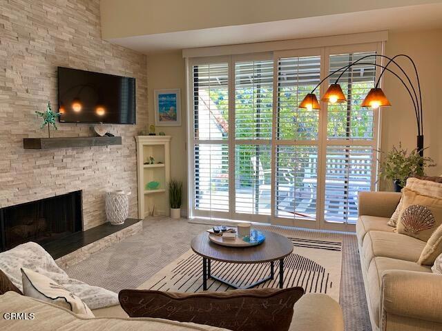 Building Photo - 2351 Martinique Ln