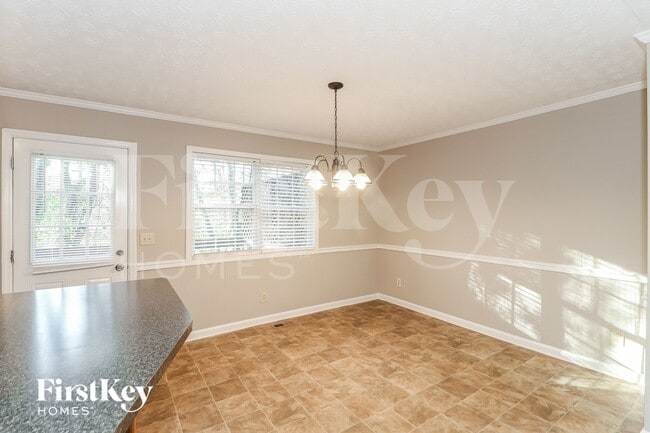 Foto del edificio - 2739 Hawk Trace NE