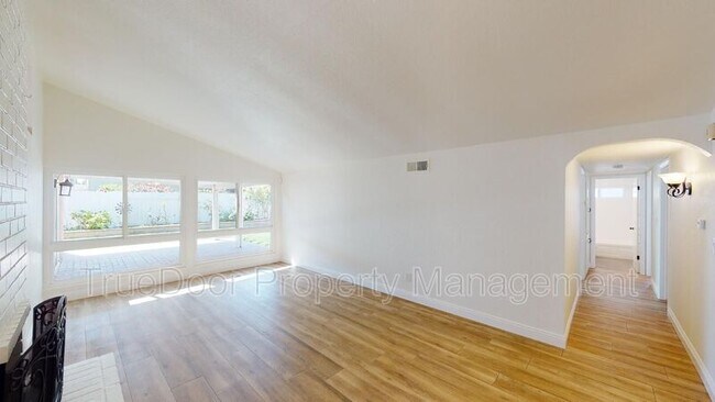 Building Photo - 9092 Brabham Dr