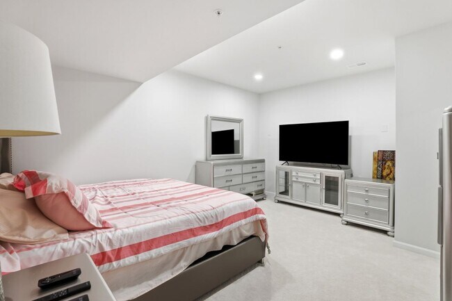Foto del edificio - 6702 Savannah Dr