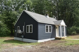 Building Photo - 9010 Kennedy Ln