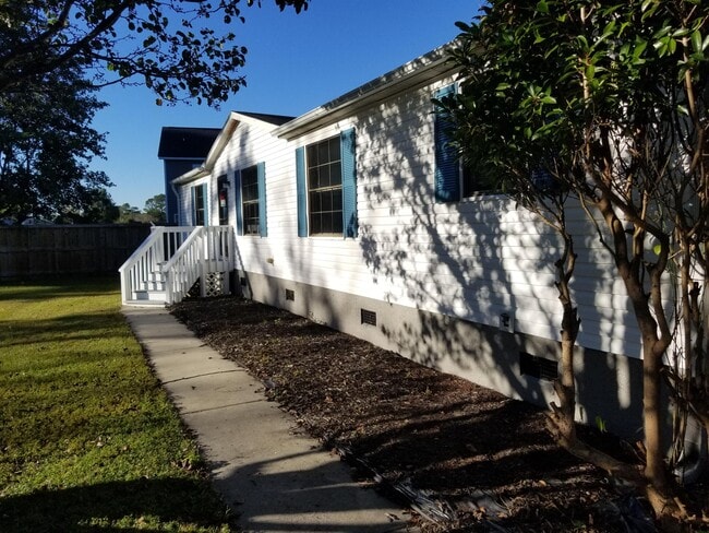 Foto del edificio - 801 Jetty Ct