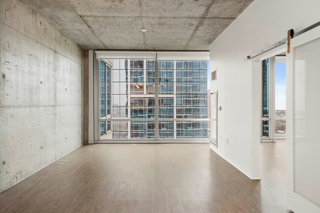 Foto del edificio - 1407 S State St