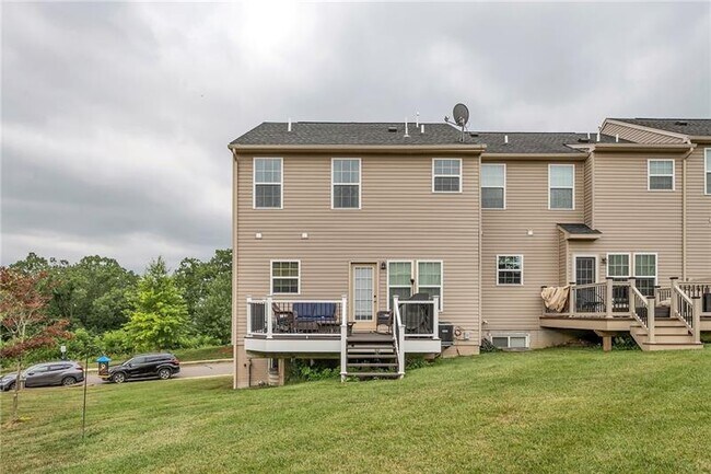 Foto del edificio - 356 Sunrise Dr