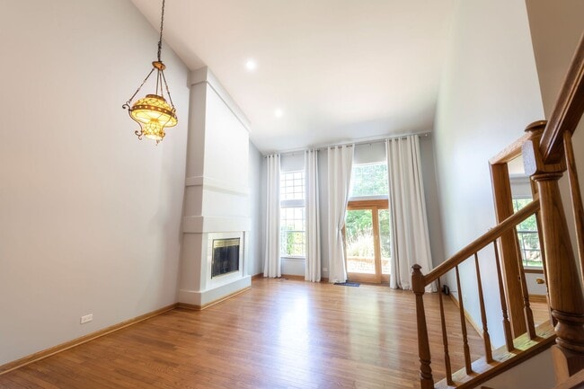 Foto del edificio - 754 Savannah Ln