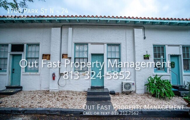 Foto del edificio - 1700 Park St N