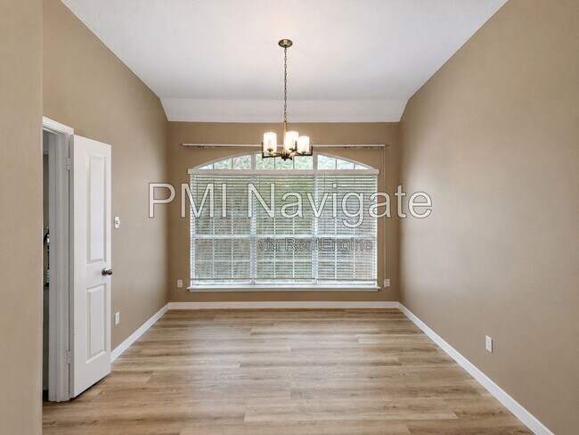 Building Photo - 15226 Fall Pl Dr
