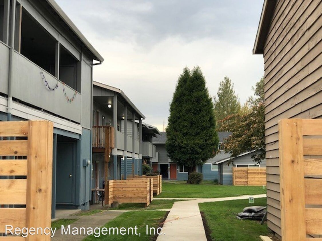Primary Photo - 2 br, 1 bath Apartment - 4085 SW 160th Ave