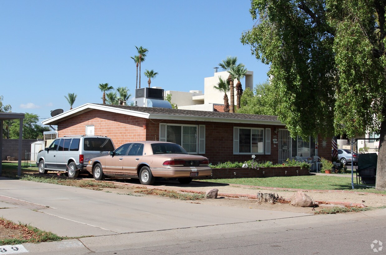 Building Photo - 345 W Montecito Rd