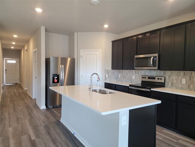 Building Photo - 112 Capella Wy