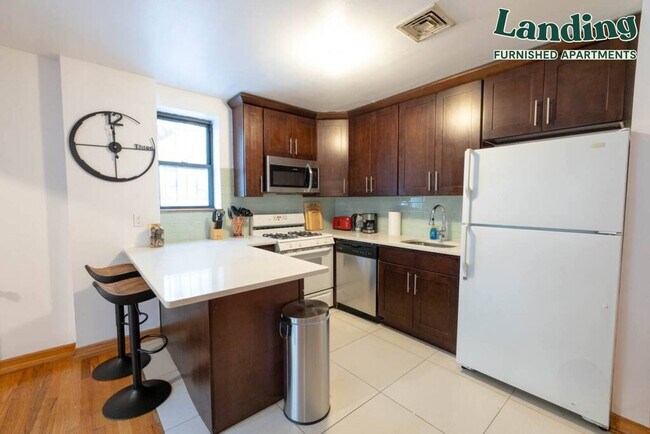 Foto del edificio - 336 E 117th St