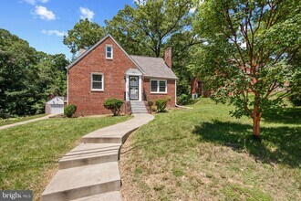 Building Photo - 9110 Autoville Dr