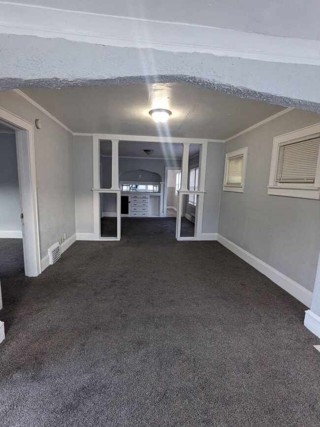 Building Photo - 2466 N 52nd St