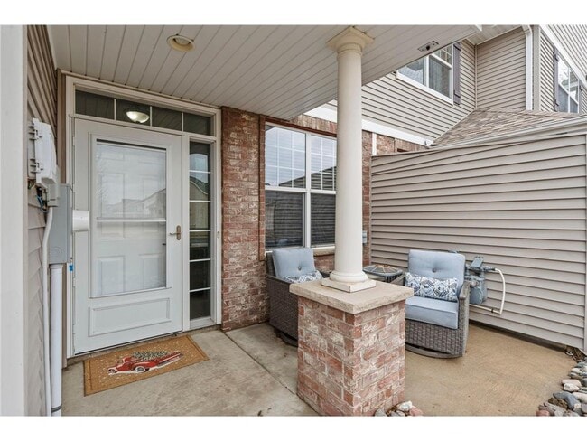 Building Photo - 2504 Country View Dr