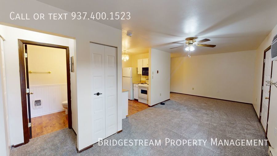 7123 N Springboro Pike Unit 22, Dayton, OH 45449 Room for Rent in