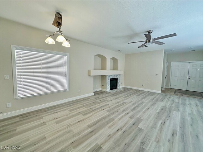 Foto del edificio - 8907 Austin Ridge Ave