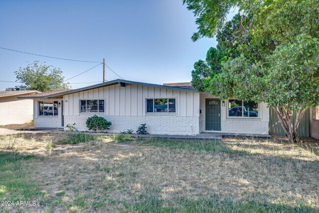 Foto del edificio - 39 W 9th Pl