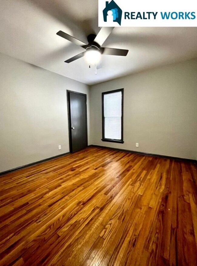 Foto del edificio - 1619-1623 D Street