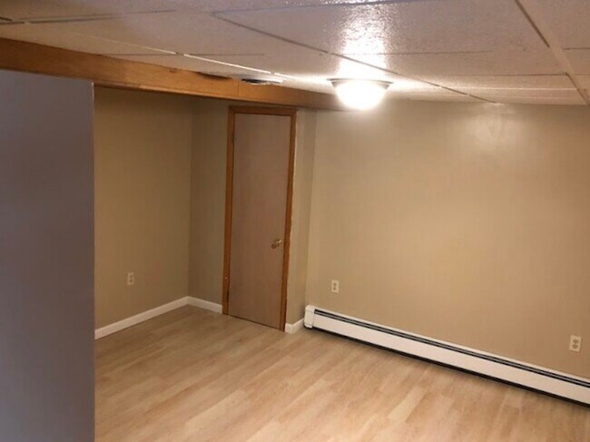 Bedroom 1 - 900 S 24th St