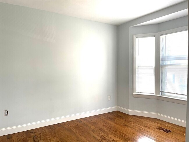 Foto del edificio - 1 Oliver Rd