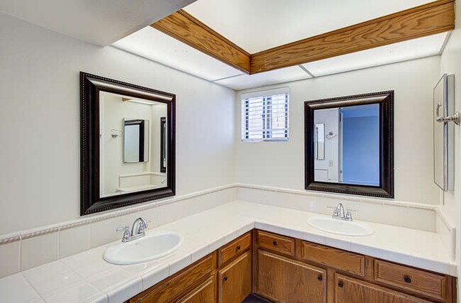 Foto del edificio - 26809 Cold Springs St