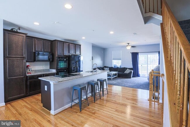 Building Photo - 8208 White Star Crossing