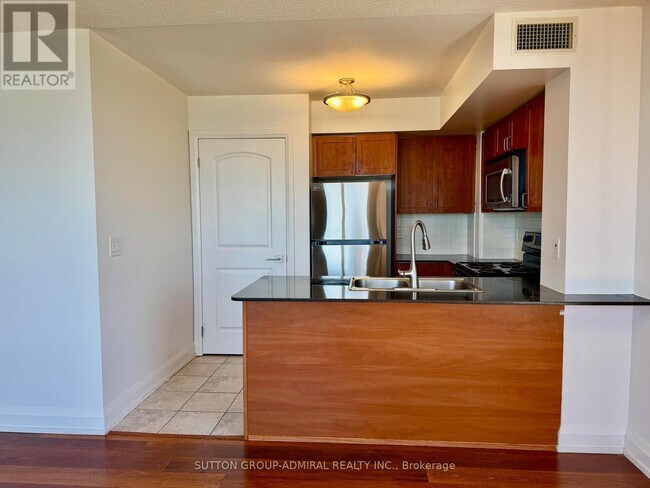 Building Photo - 55 De Boers Dr