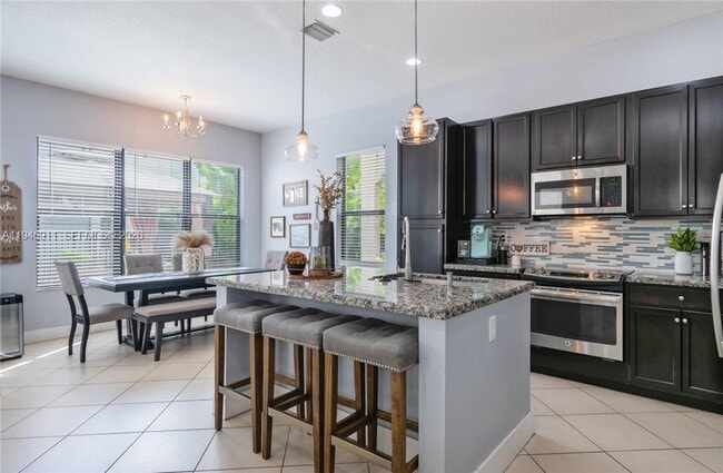 Foto del edificio - 9865 W 34th Ct