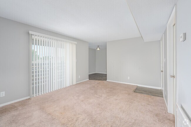 1 dormitorio, 1 baño - 750 pies cuadrados - Sala de estar - The Glenwood at Pinson