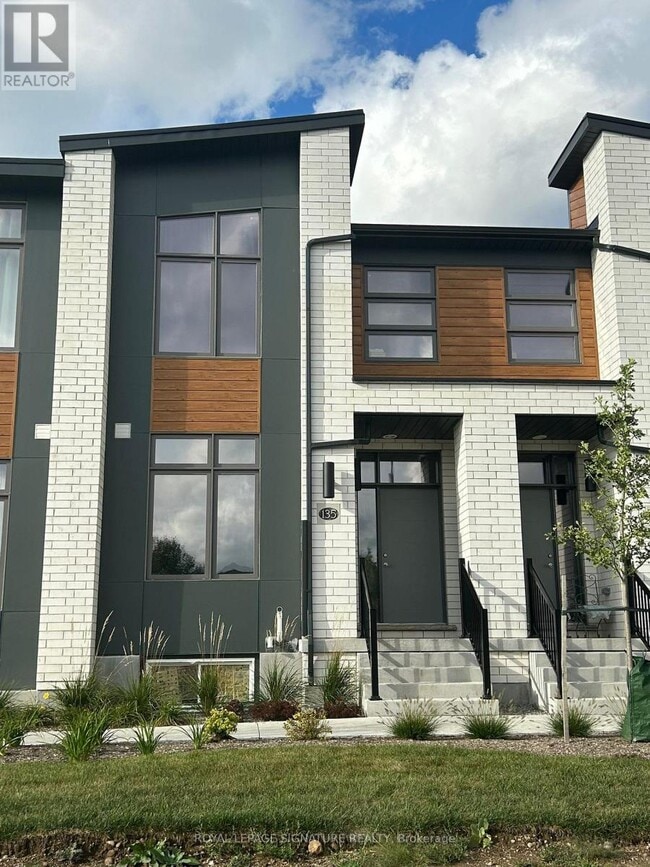 Building Photo - 25 Isherwood Ave