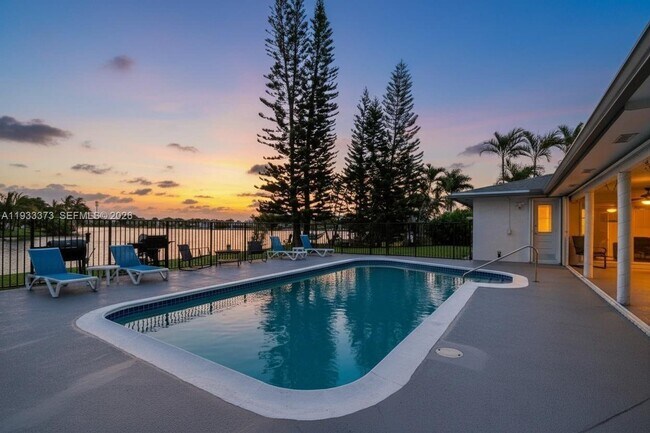 Foto del edificio - 406 Sailboat Cir