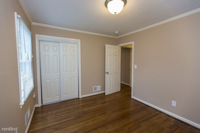Building Photo - 3 br, 1 bath House - 612 Rollingwood Road