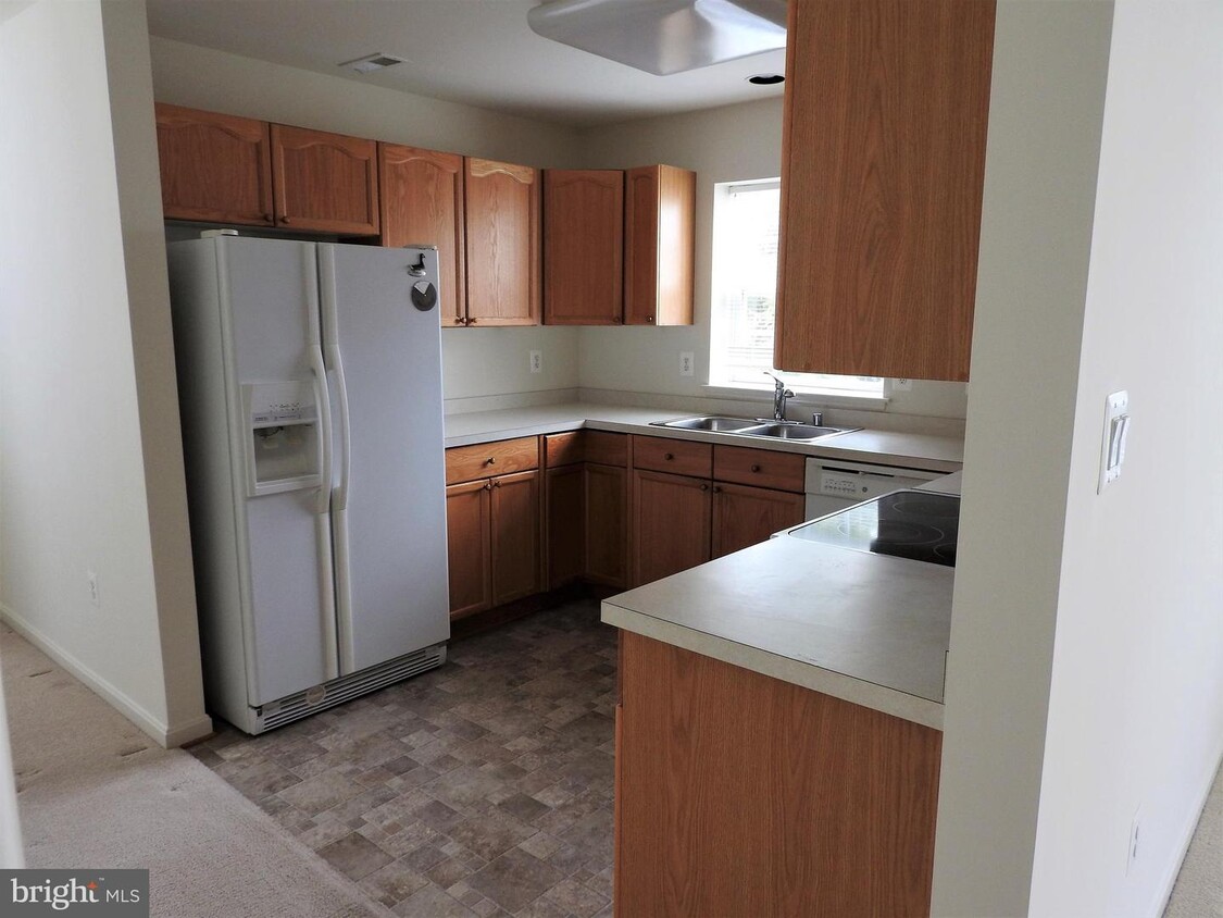 Foto principal - 595 Cawley Dr