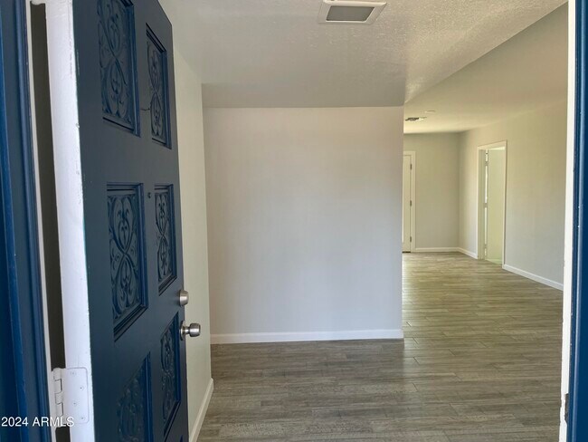 Building Photo - 3529 W Acapulco Ln