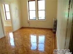 Foto del edificio - 2618 Clarendon Rd
