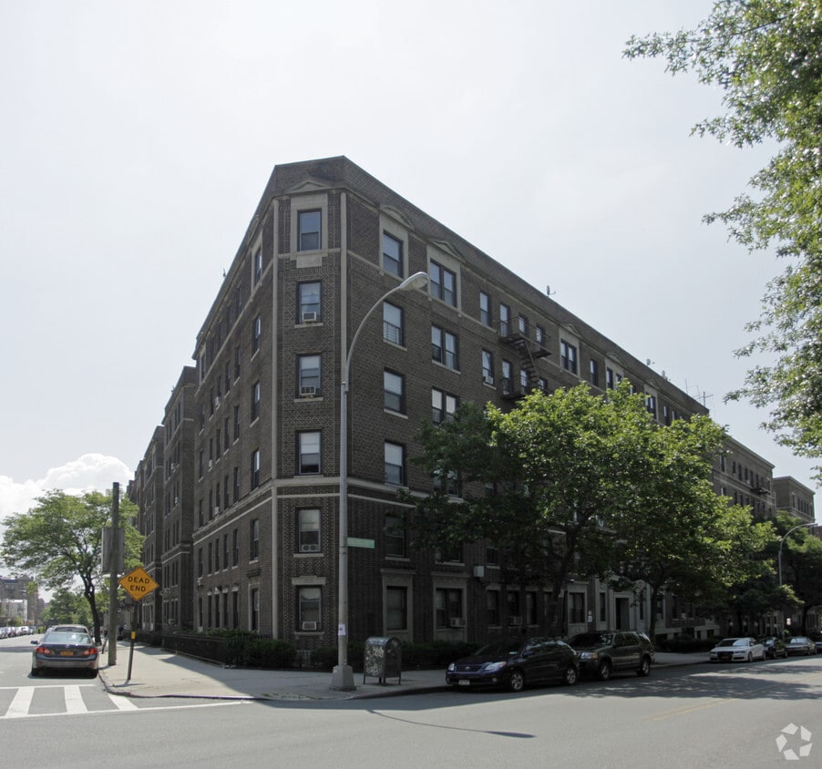 881 Washington Ave, Brooklyn, NY 11225 Apartments in Brooklyn, NY