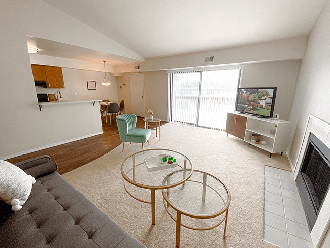 Welcome To Old Farm Shores Apartments - Old Farm Shores