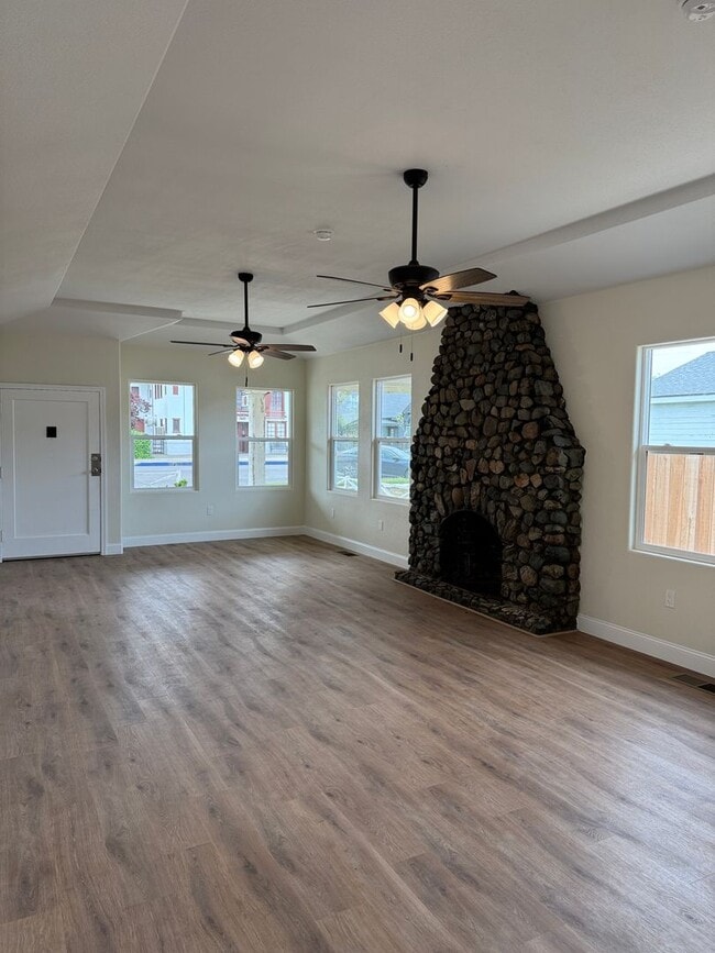 Foto del edificio - **NOW AVAILABLE!!** RENTAL HOME - GUSTINE, CA