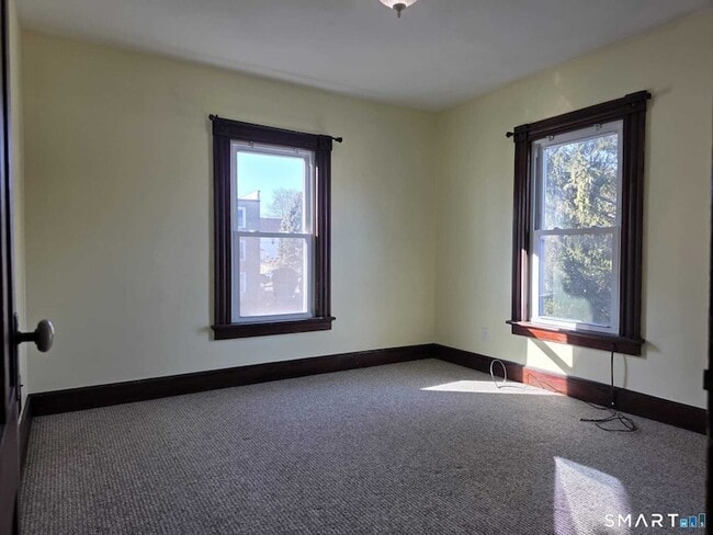 Building Photo - 29 8th St